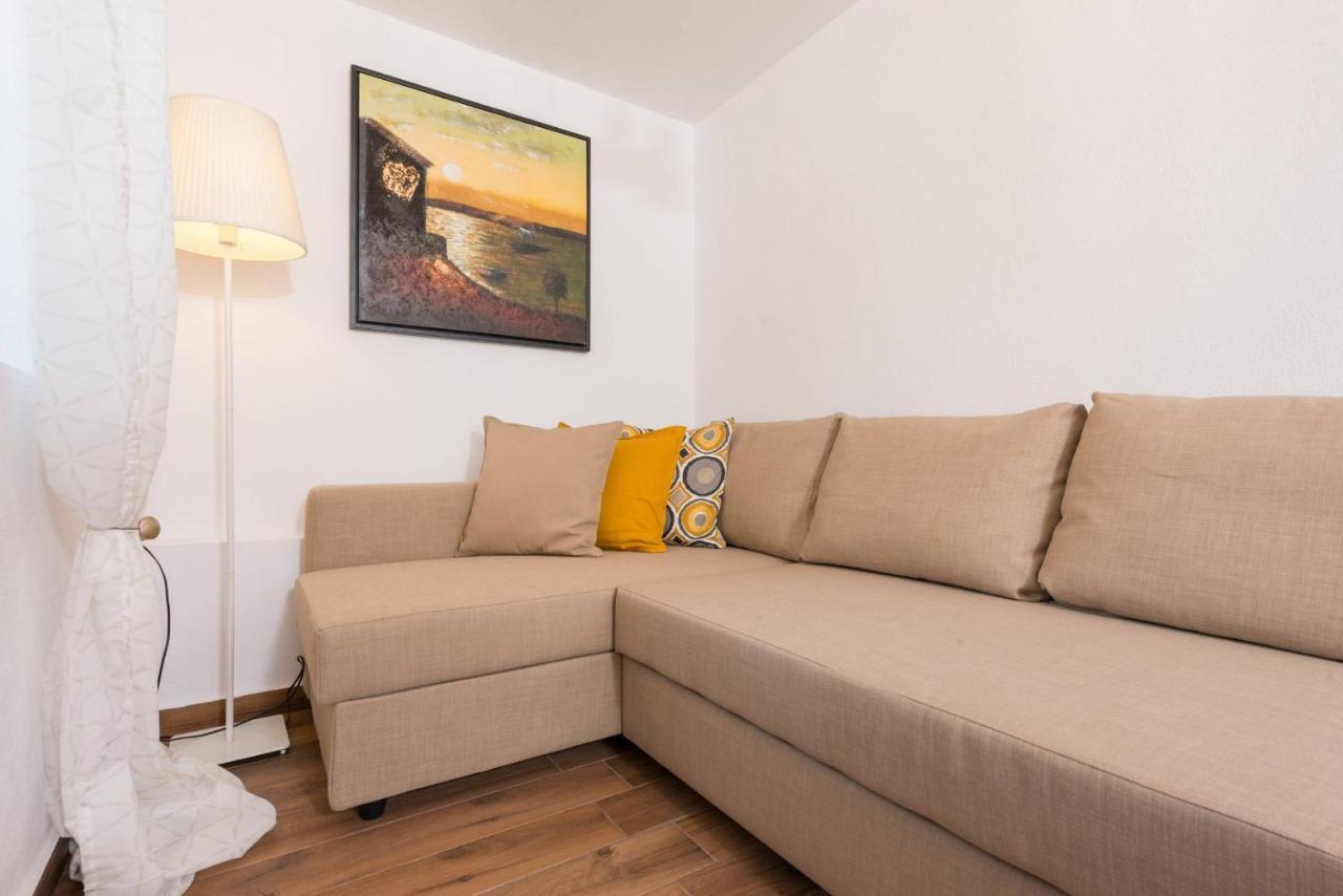Athina'S Apartment Панагия Экстерьер фото